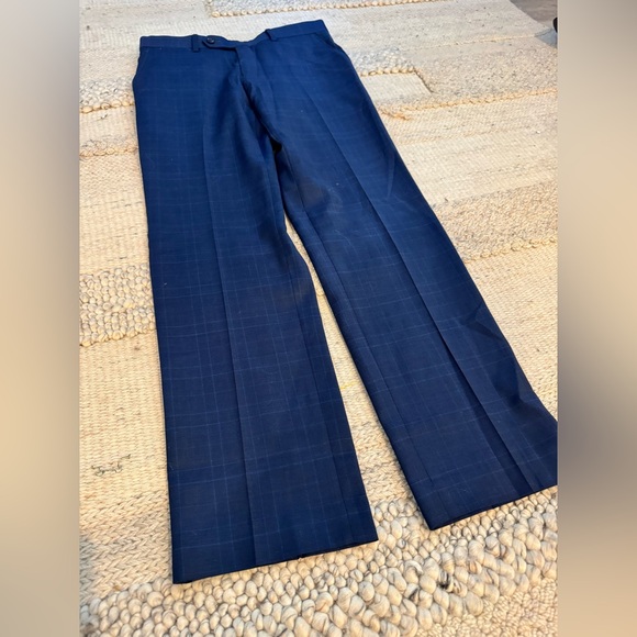 Tommy Hilfiger Navy Blue wool blend Suit with pinstripes - Picture 9 of 9